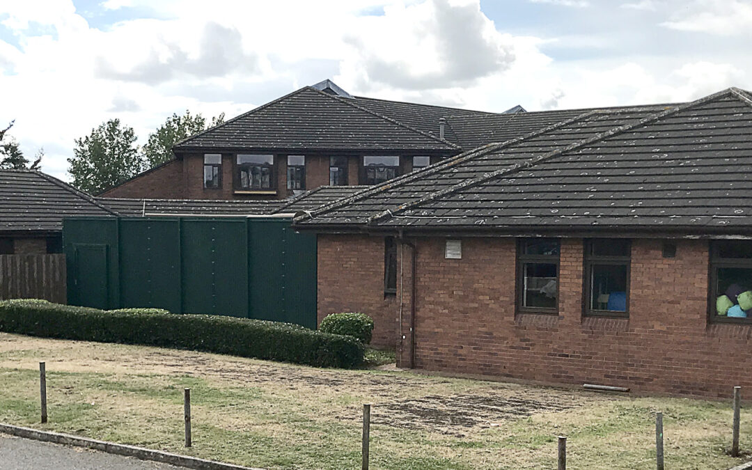 Peter Hodgkinson Centre, Formation